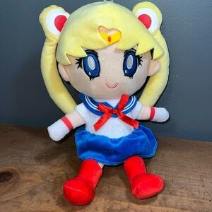 Lixinya Sailor Moon plush doll stuffed animal Tsukino Usagi anime character eyes